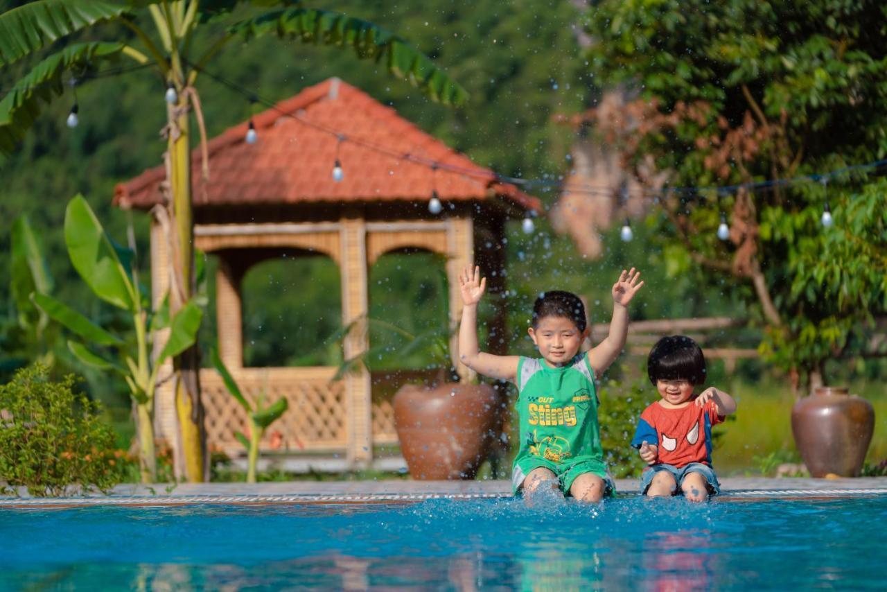 Tan Dinh Farmstay นิญบิ่ญ ภายนอก รูปภาพ